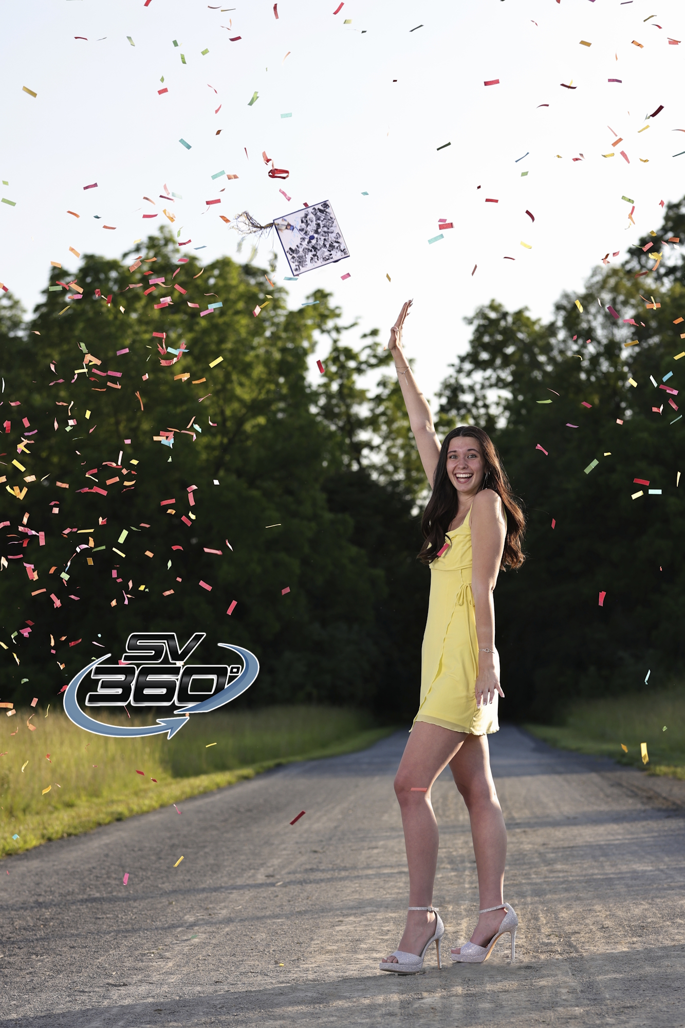 senior-girl-Cap-Toss