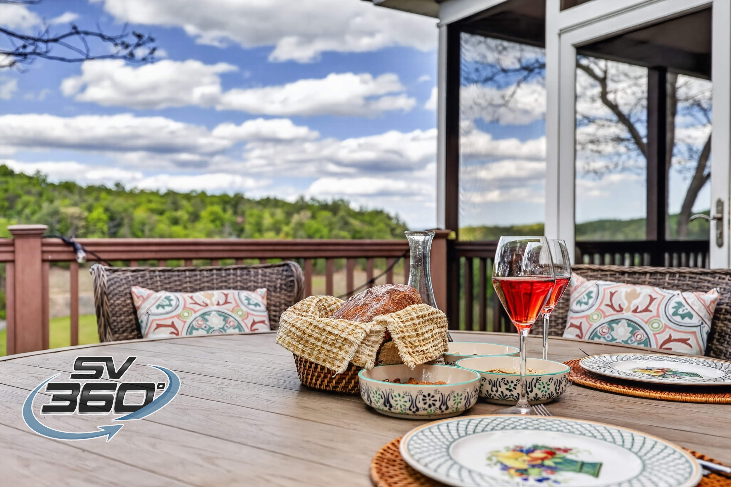 photo to show outdoor dining at a short term rental